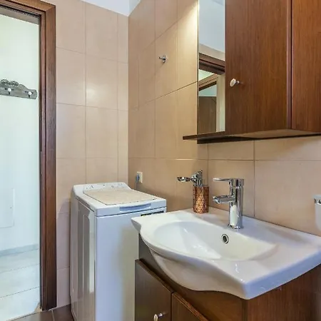 Bright & Modern Apt With View Heraklion (Crete)
